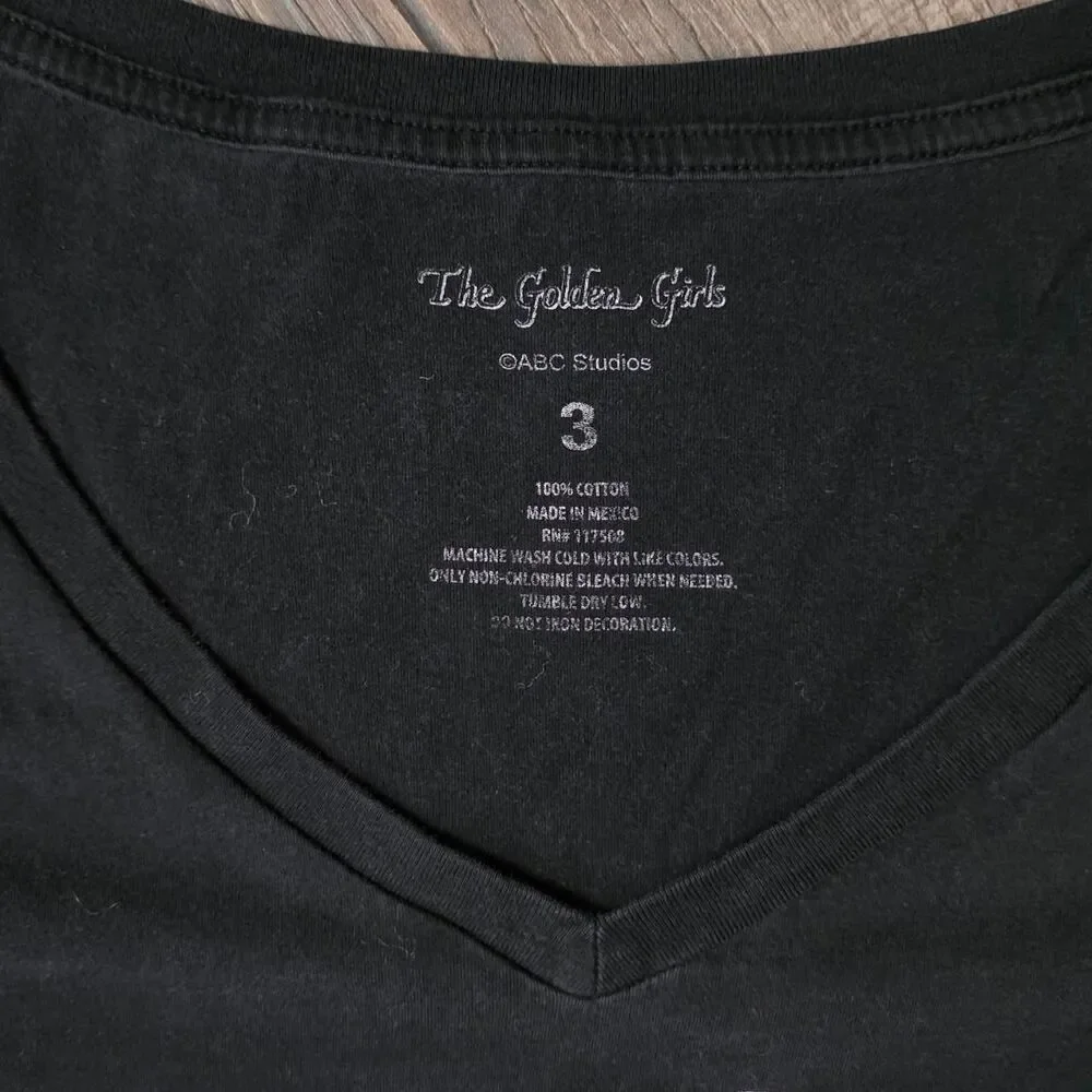 Torrid Golden Girls Graphic Tee Black V-Neck Plus Size 3 3X 100% Cotton
